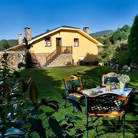 Rurales Casa El Llombo Apartment *